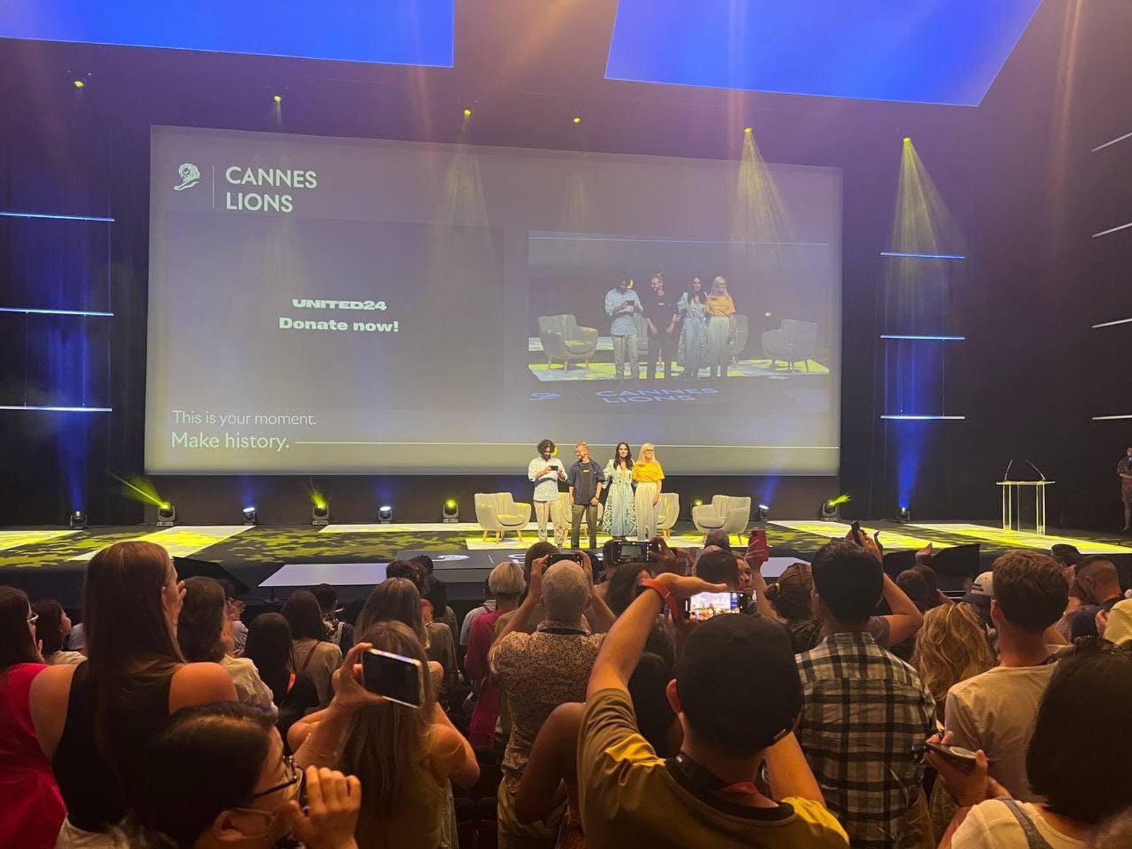 UNITED24 презентували на Cannes Lions International Festival of Creativity 2022. Зал аплодував стоячи.